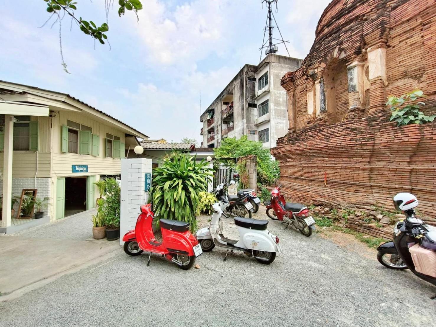 The Guest Chang Moi Boutique Hotel Chiang Mai Exteriör bild